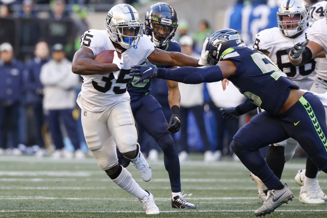 NFL: Las Vegas Raiders at Seattle Seahawks