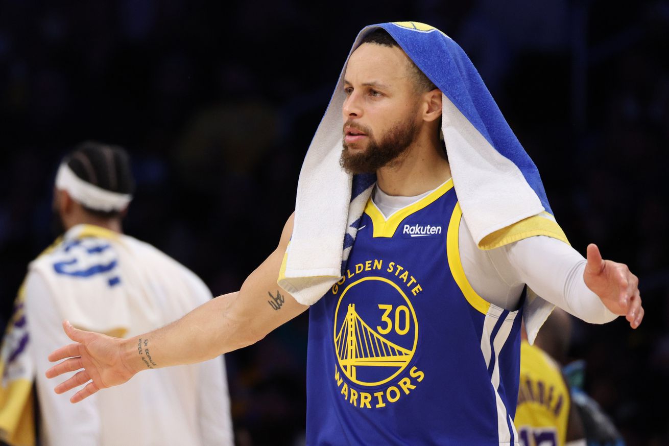 Golden State Warriors v Los Angeles Lakers - Game Six