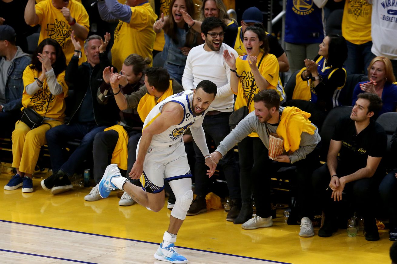 Los Angeles Lakers vs. Golden State Warriors