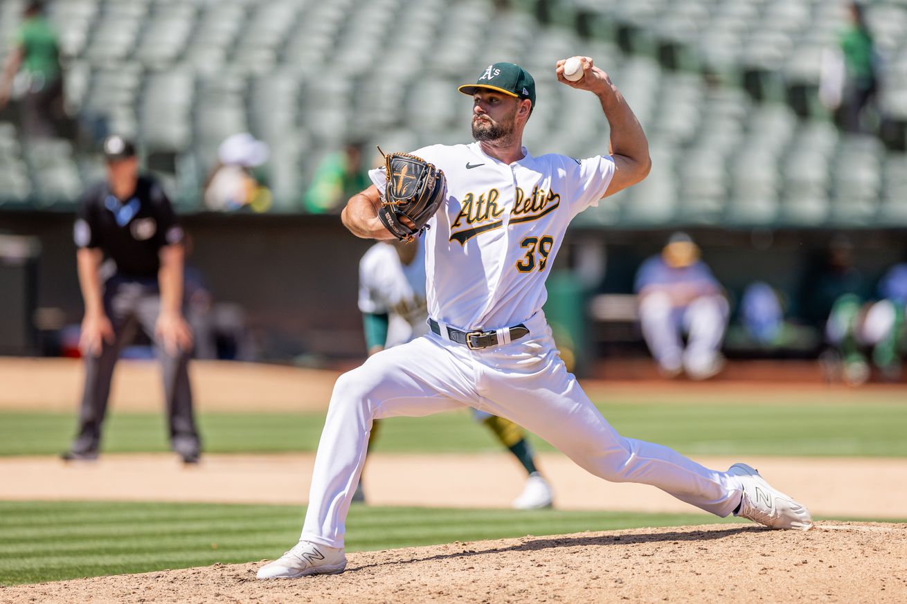 MLB: AUG 23 Royals at Athletics