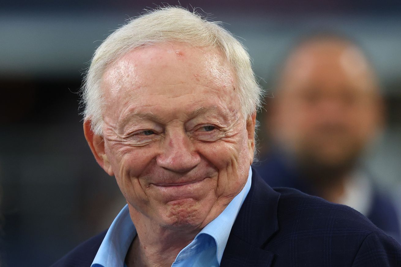 Las Vegas Raiders v Dallas Cowboys