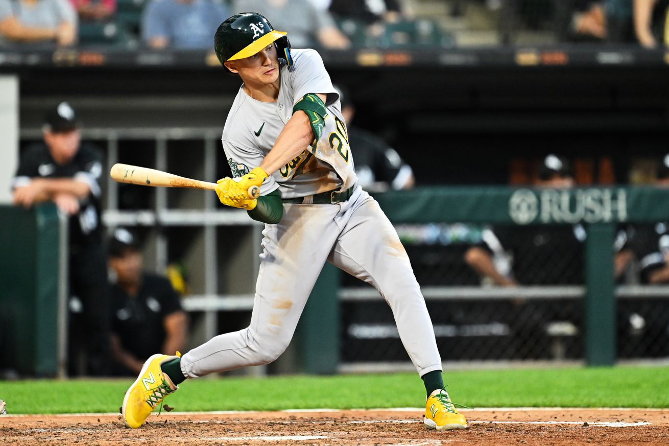 Oakland Athletics v Chicago White Sox