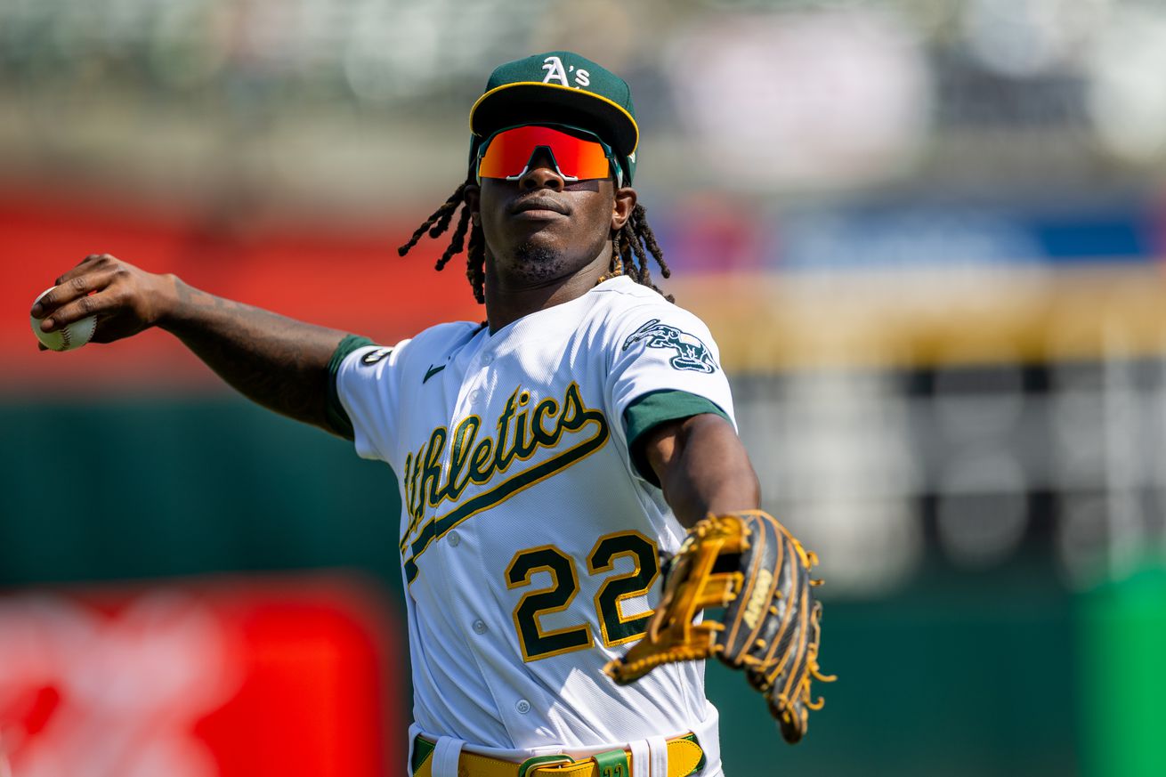 MLB: SEP 20 Mariners at Athletics