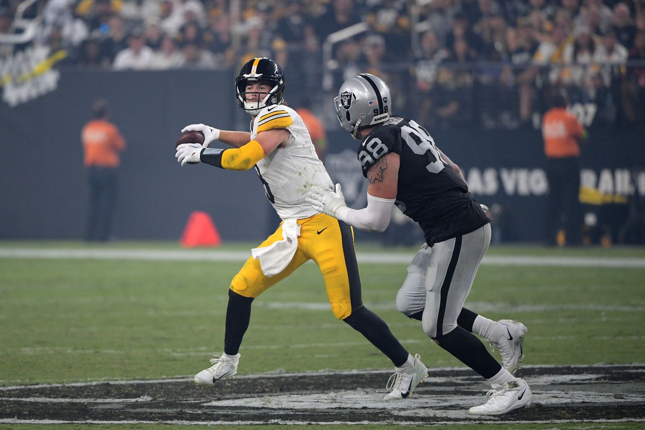 Pittsburgh Steelers v Las Vegas Raiders