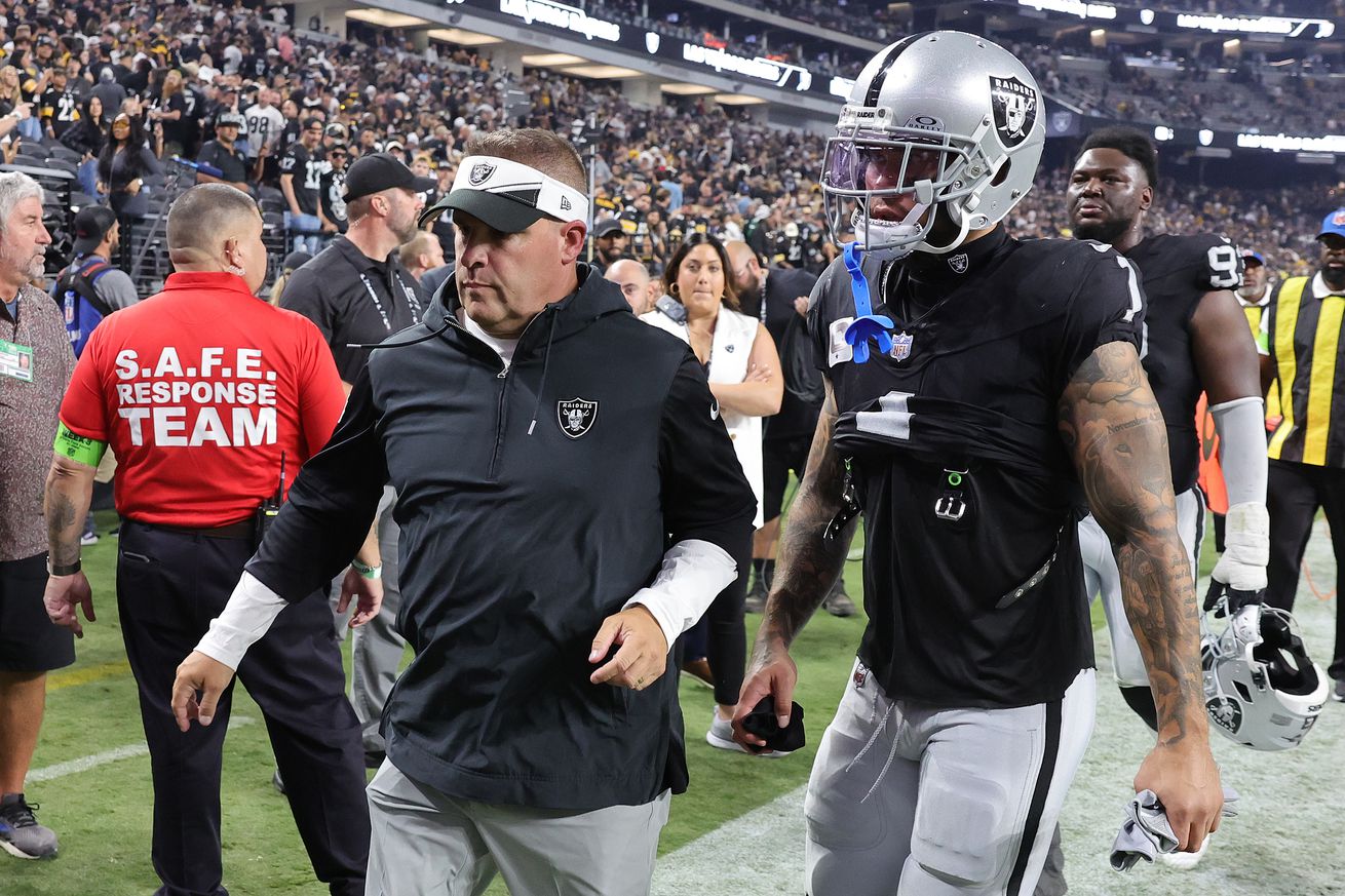 Pittsburgh Steelers v Las Vegas Raiders