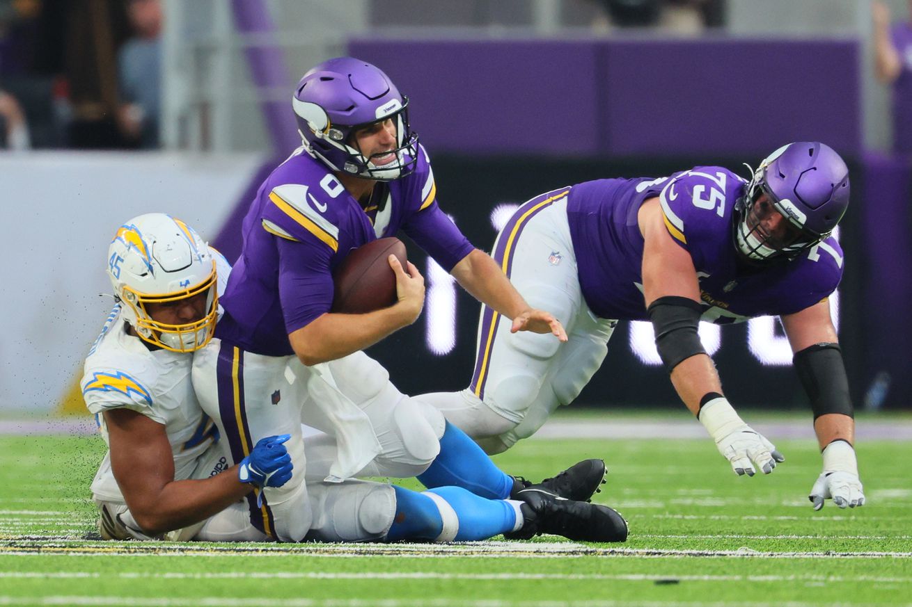 Los Angeles Chargers v Minnesota Vikings