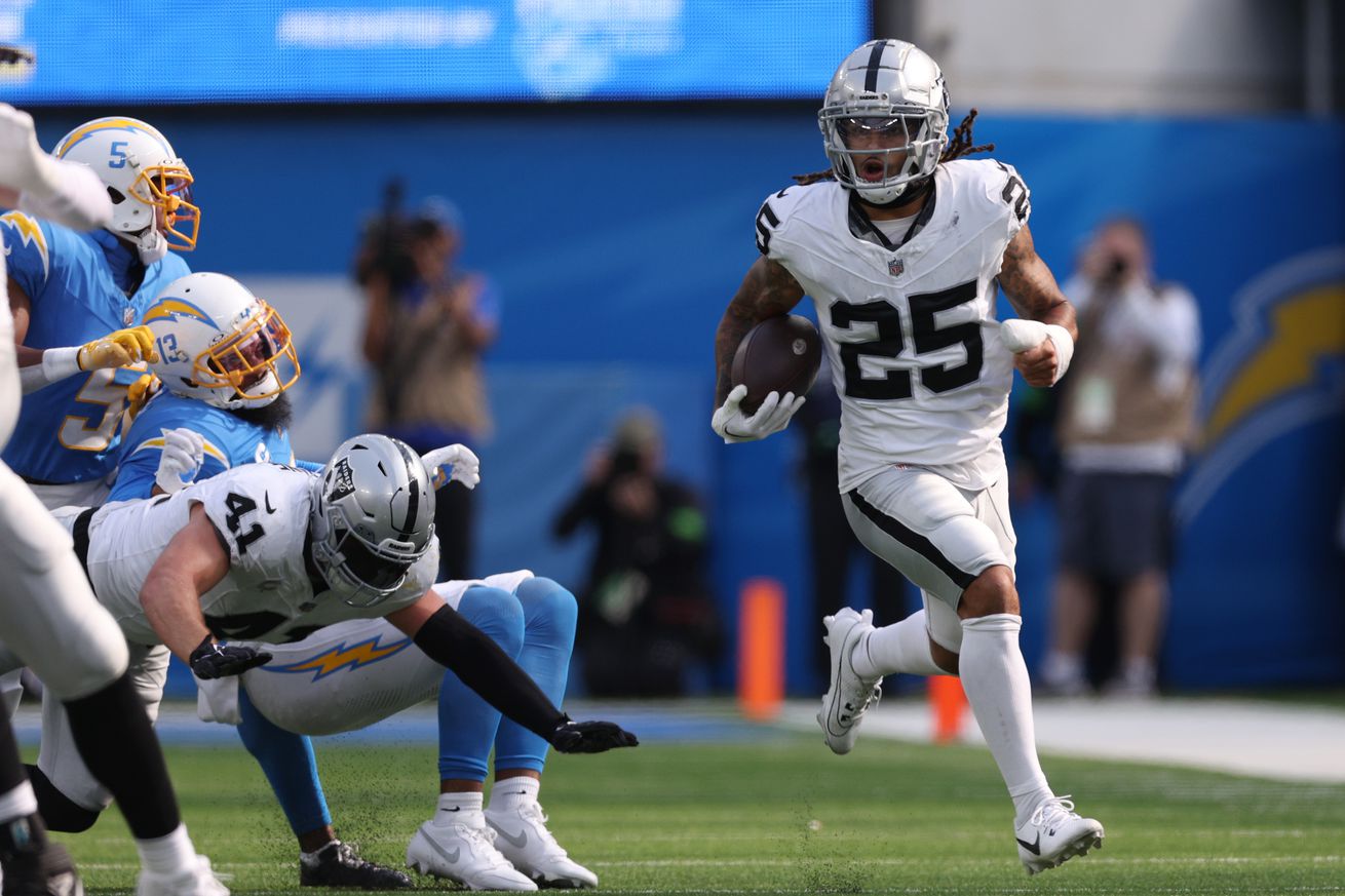 Las Vegas Raiders v Los Angeles Chargers