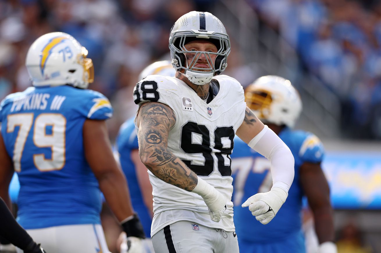 Las Vegas Raiders v Los Angeles Chargers