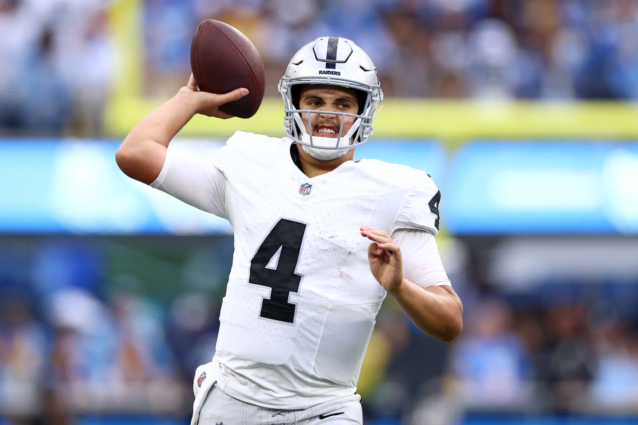 Las Vegas Raiders v Los Angeles Chargers