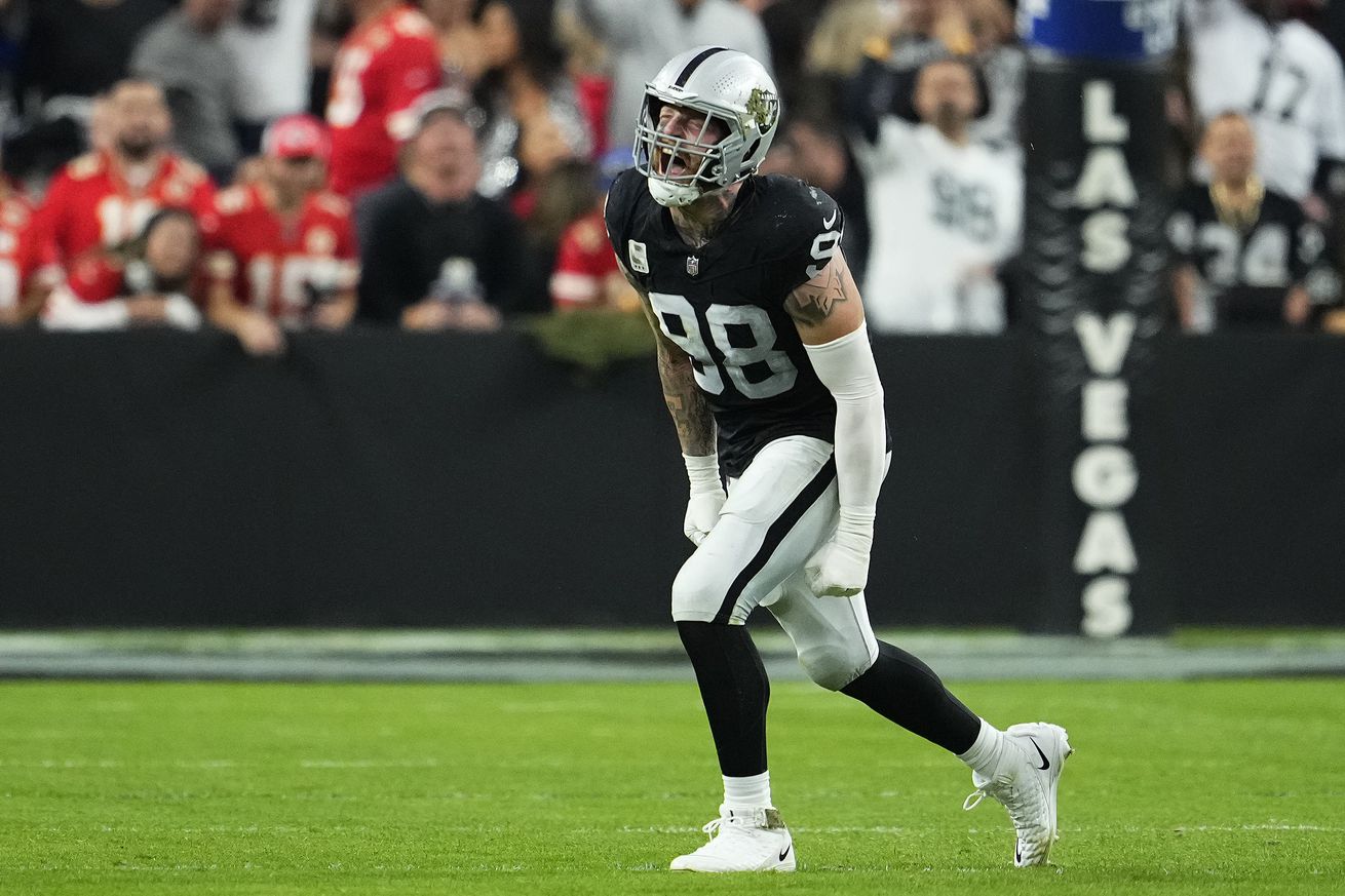 Kansas City Chiefs v Las Vegas Raiders