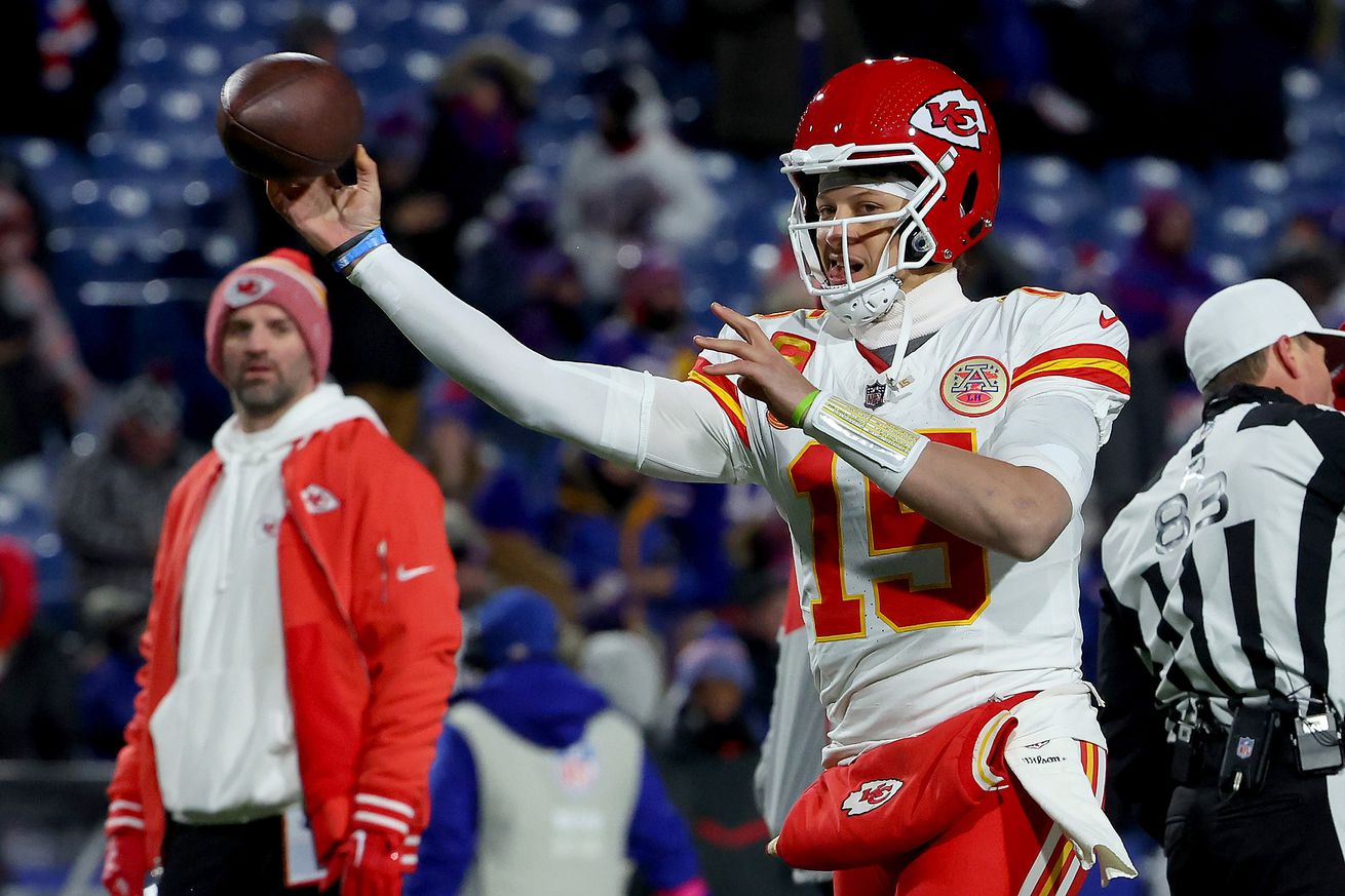 Chiefs vs. Bills thread A battle between 2 of the best QBs in the NFL