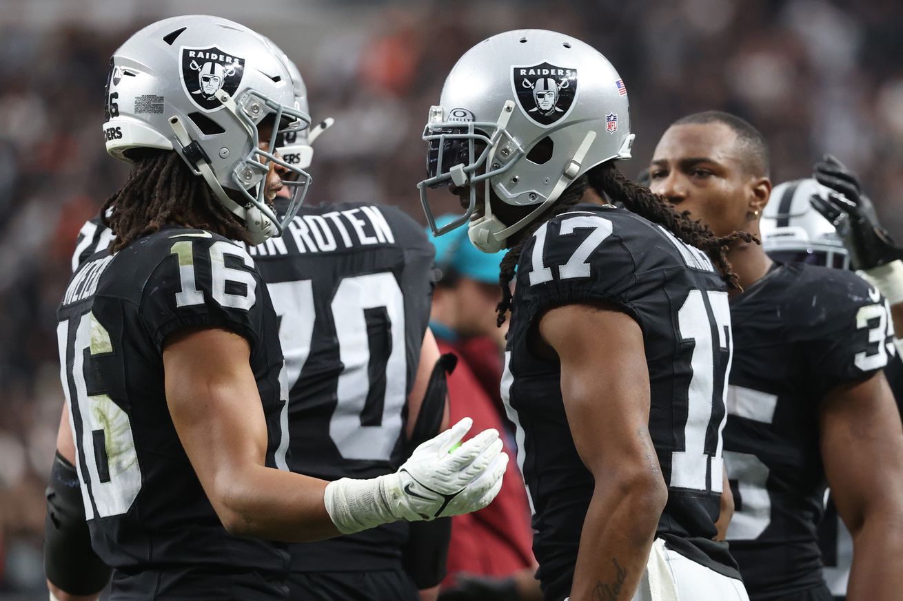 Denver Broncos v Las Vegas Raiders