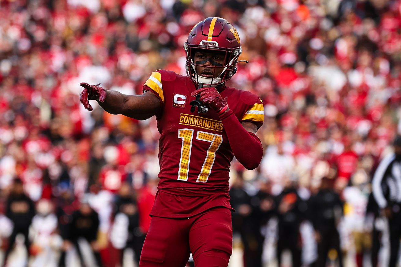 San Francisco 49ers v Washington Commanders
