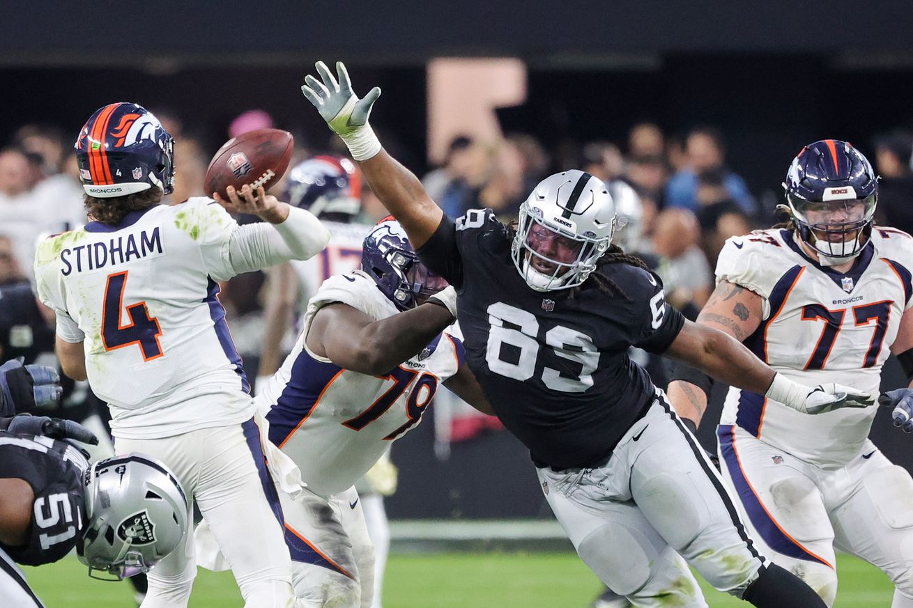 Denver Broncos v Las Vegas Raiders