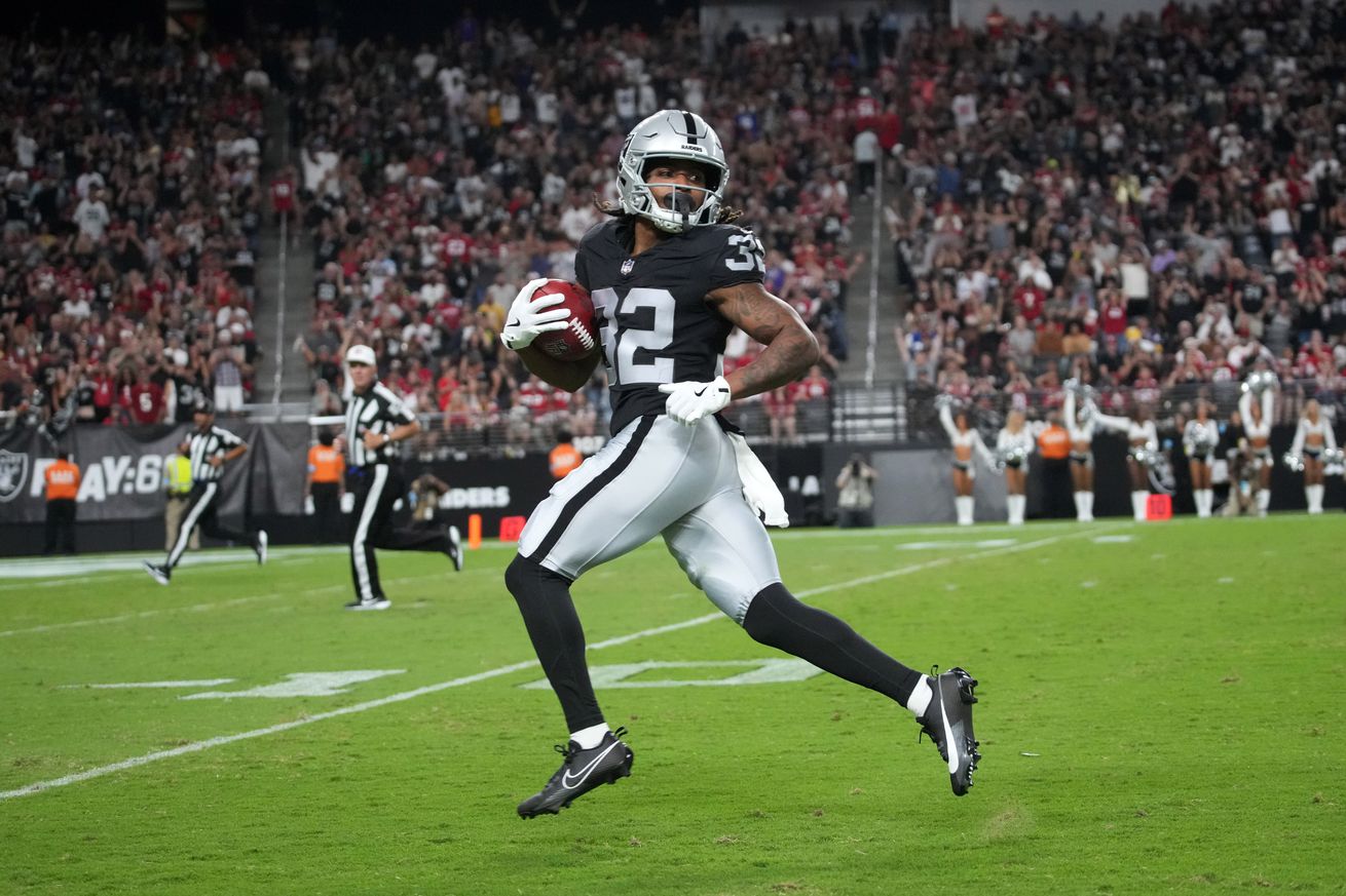 NFL: San Francisco 49ers at Las Vegas Raiders