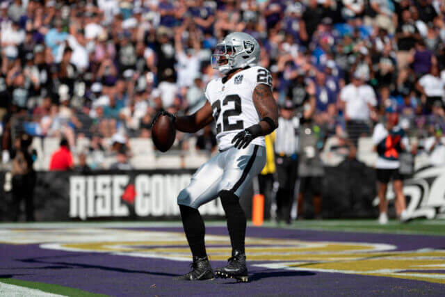 Sep 15, 2024; Baltimore, Maryland, USA; Las Vegas Raiders running back Alexander Mattison (22) rushes for a touchdown during the second half against the Baltimore Ravens at M&T Bank Stadium. Mandatory Credit: Tommy Gilligan-Imagn Images Alexander Mattison, Raiders
