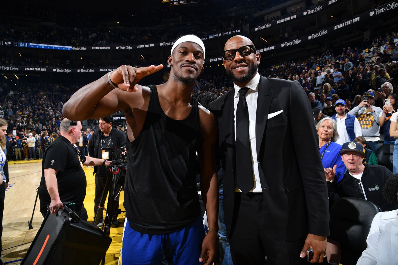 Dallas Mavericks v Golden State Warriors