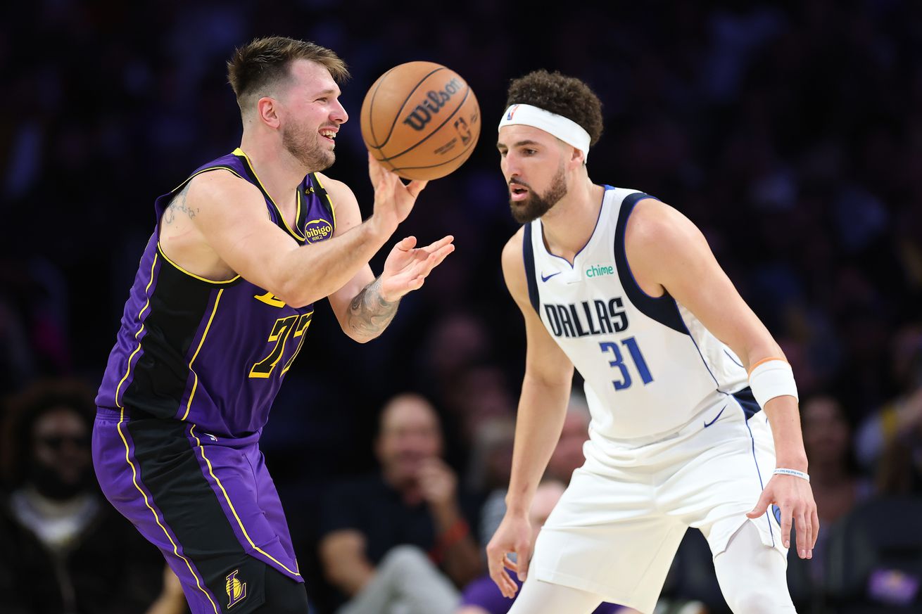 Dallas Mavericks v Los Angeles Lakers