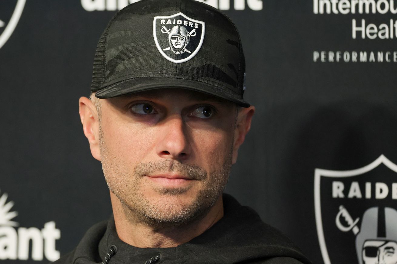 Las Vegas Raiders Introduce Geno Smith