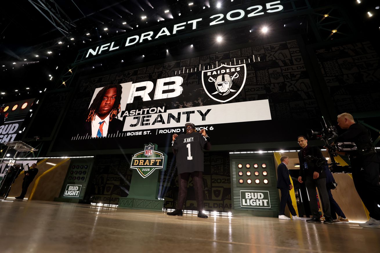 2025 NFL Draft - Round 1