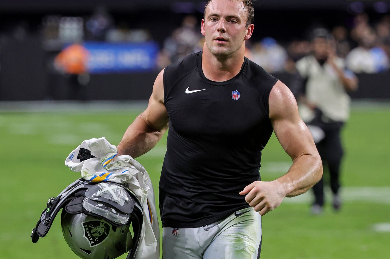 Los Angeles Chargers v Las Vegas Raiders