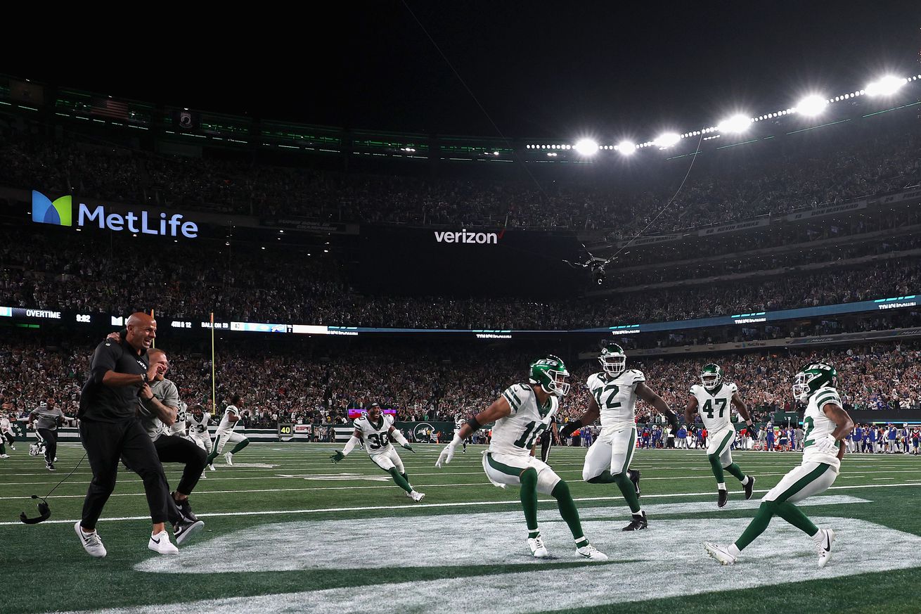 Buffalo Bills v New York Jets
