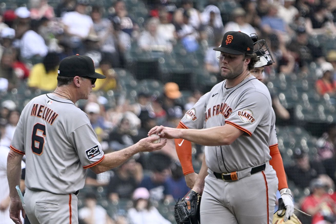 San Francisco Giants v Chicago White Sox