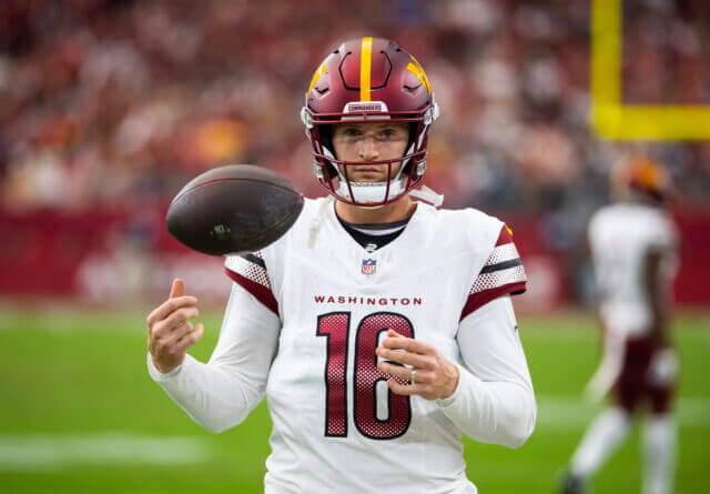 Sep 29, 2024; Glendale, Arizona, USA; Washington Commanders quarterback Jeff Driskel (16) against the Arizona Cardinals at State Farm Stadium. Mandatory Credit: Mark J. Rebilas-Imagn Images Jeff Driskel, Raiders